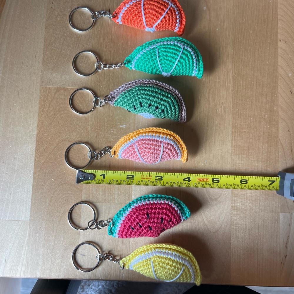 Handcrafted Fruit Slice Keychain Accessory - Summer Crochet Bag Charm Sunny - Picture 15 of 16
